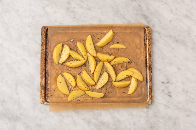 Cook the wedges