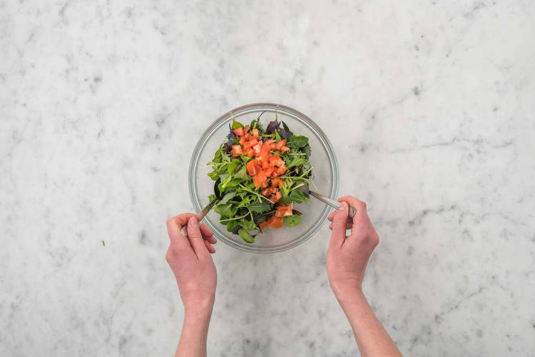 MAKE SALAD