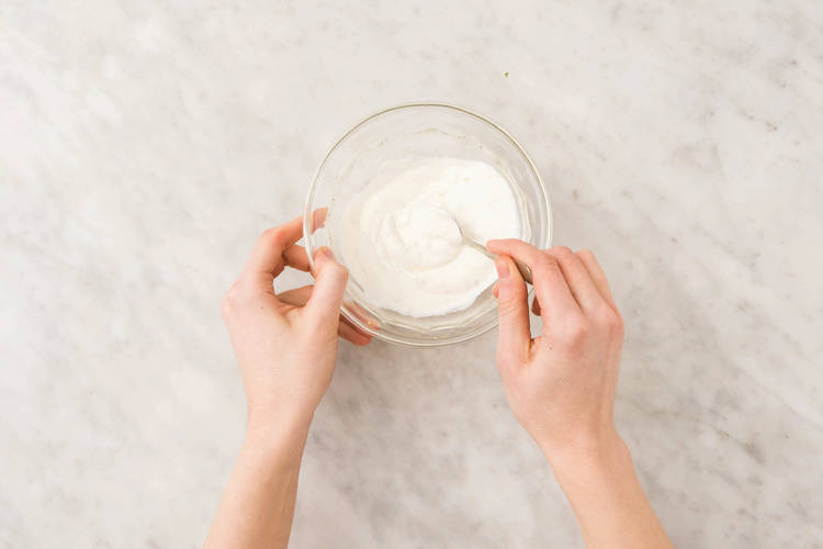 Make the lemon yoghurt