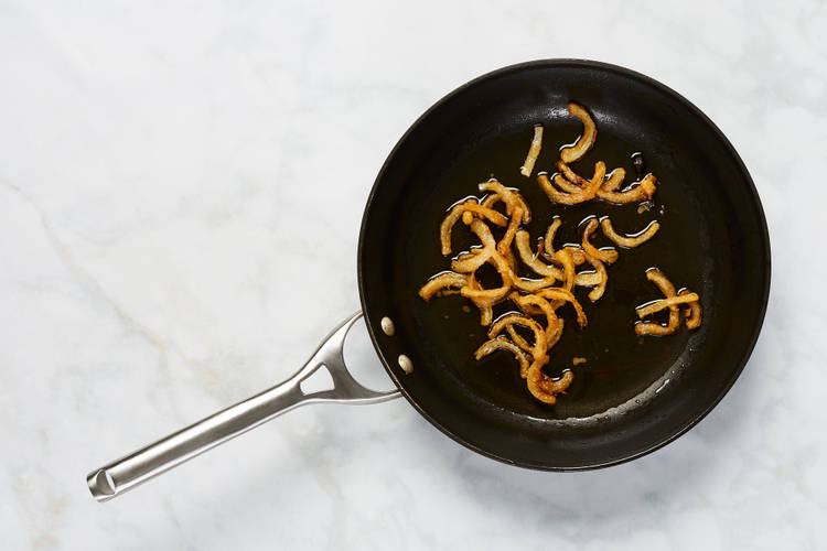 Cook Onion Straws