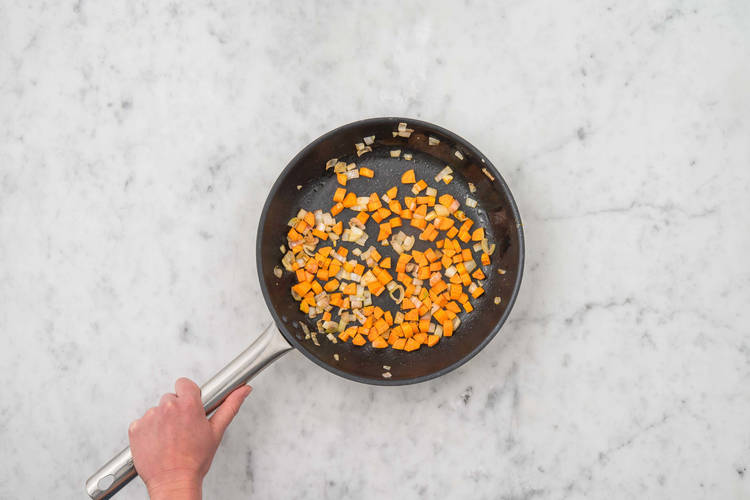 Start veggies and cook rigatoni