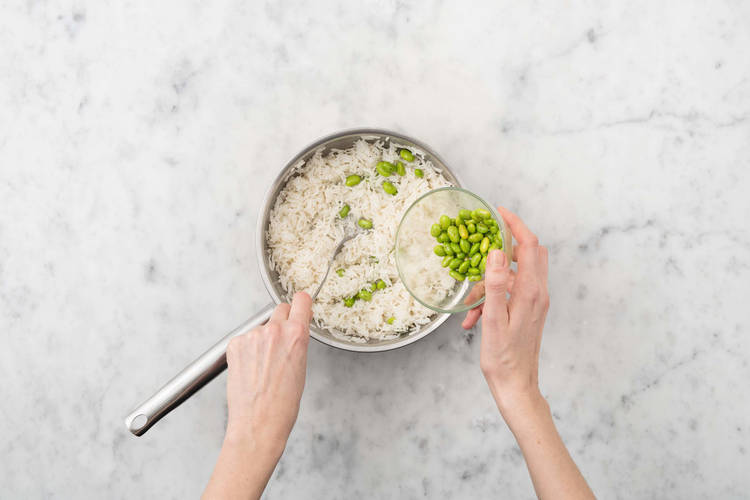 Préparer la mayo et terminer le riz