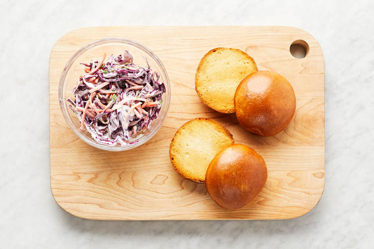 Make Slaw & Toast Buns