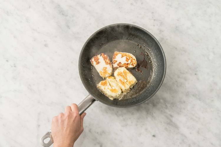 Fry the halloumi