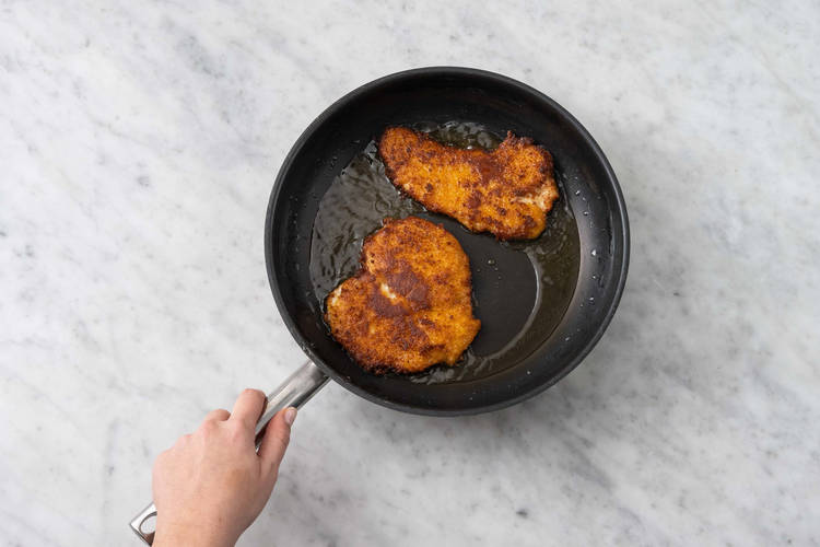 Cuire l'escalope pannée