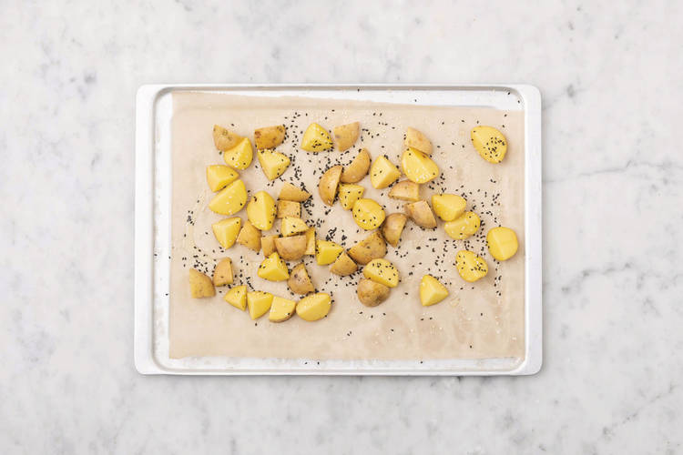 Bake the sesame potato