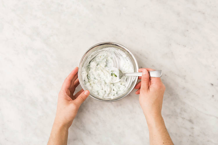 Make the mint yoghurt