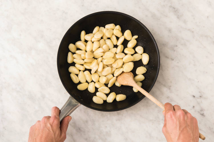 Pan-fry the gnocchi
