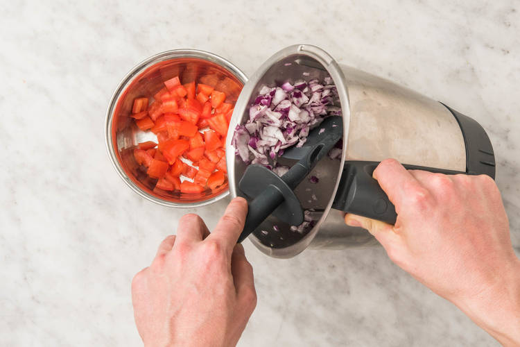 Tomatensalsa vorbereiten