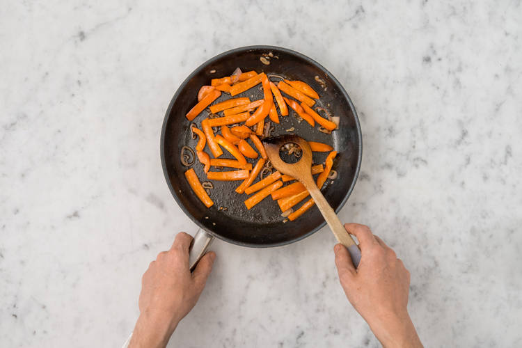 COOK VEGGIES AND SAUCE