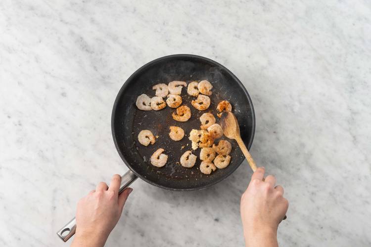Cook the prawns