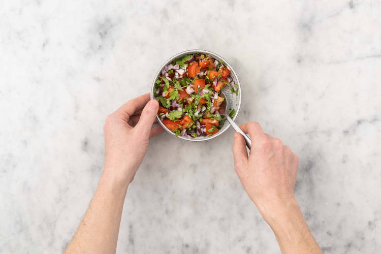 Tomatensalsa maken