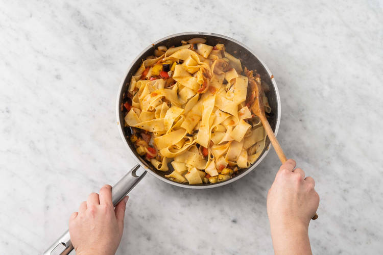 Tillsätt pasta