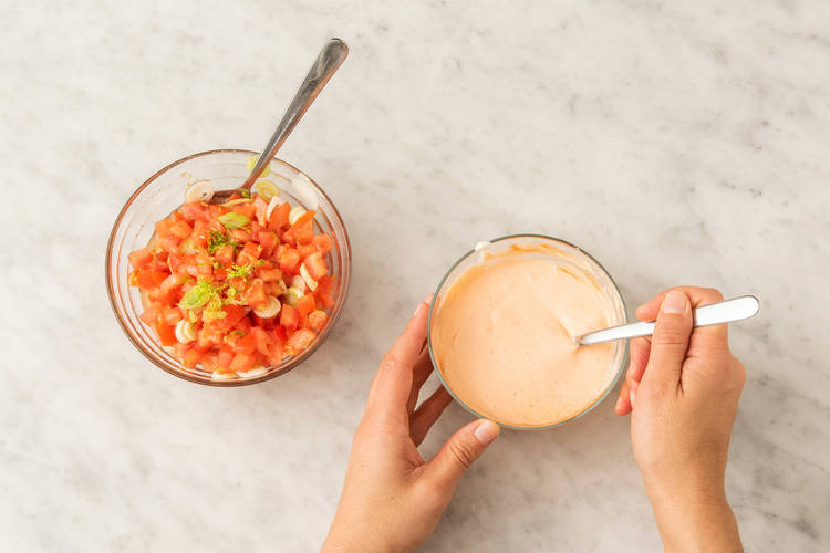 Salsa und Dip vorbereiten