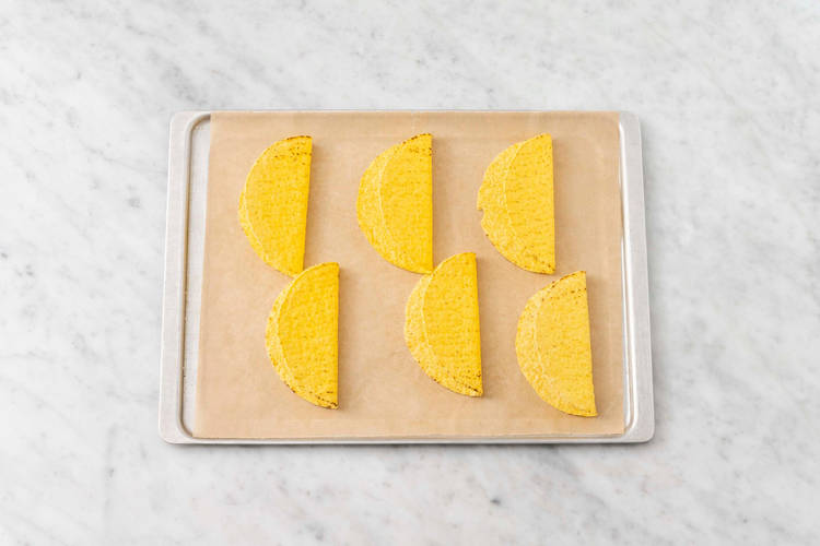 Réchauffer les coquilles à tacos