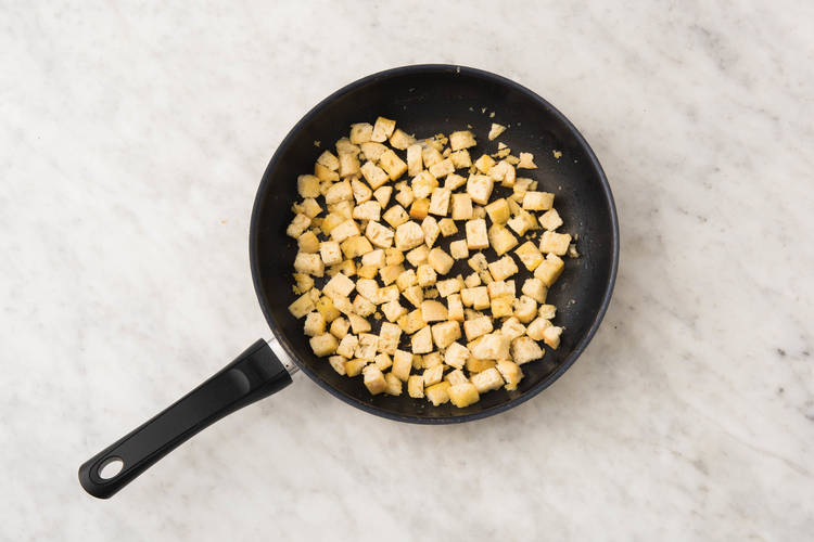 Faire dorer les croûtons 