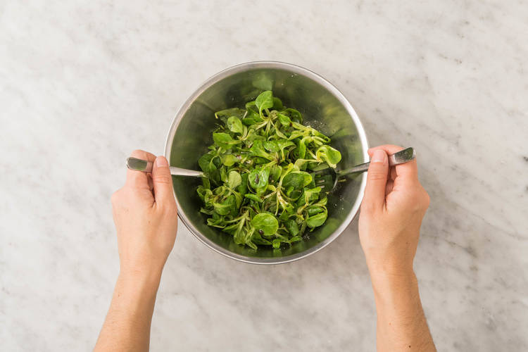 Préparer la salade