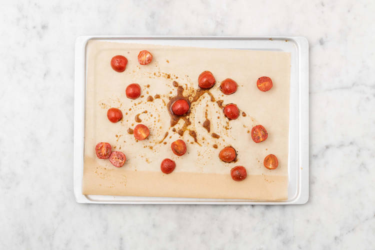 Baka körsbärstomater