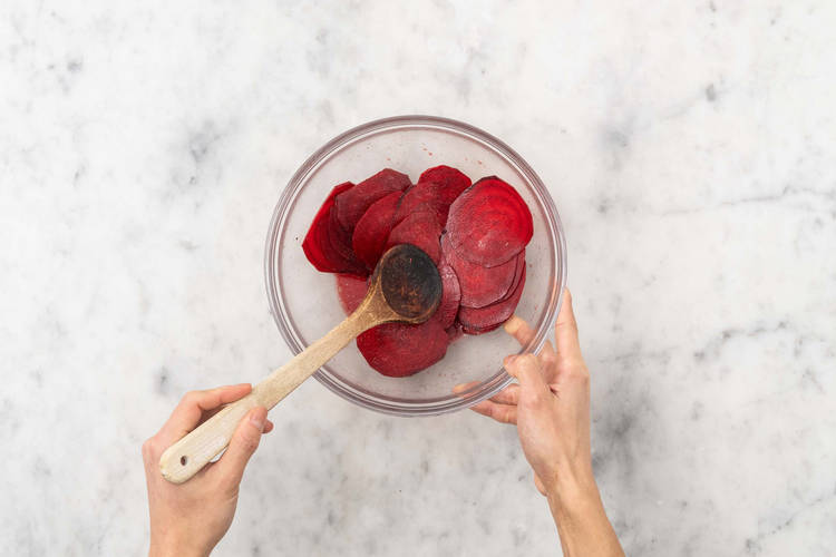 Préparer la betterave à l'aigre-douce