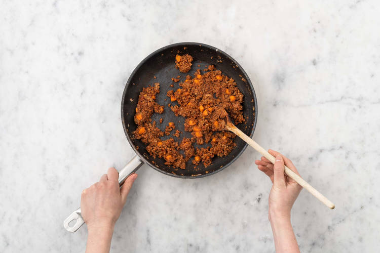 Veganes Hack anbraten