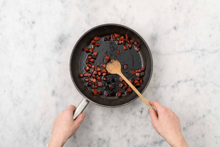 Chorizo anbraten