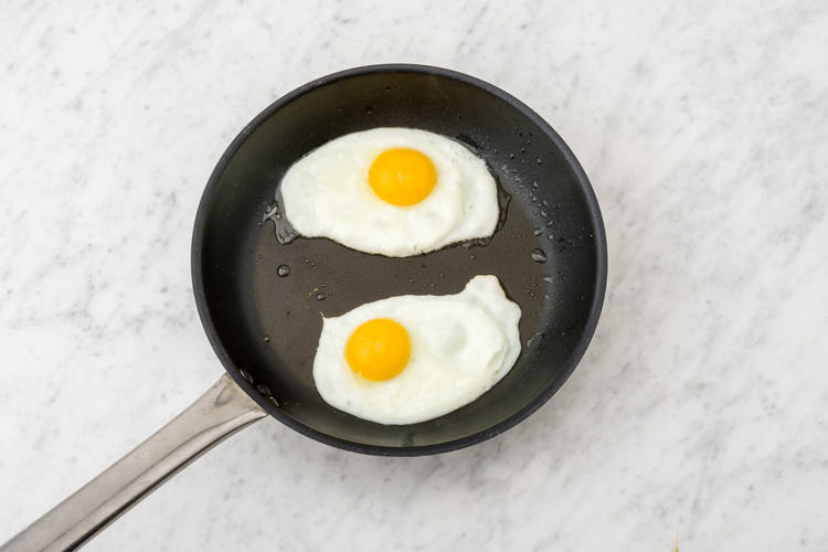 Cuire l'œuf au plat