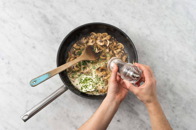 Préparer la sauce aux champignons