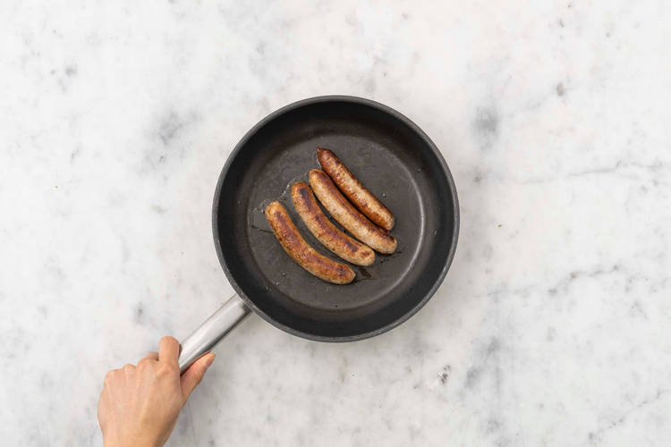 Cuire les saucisses