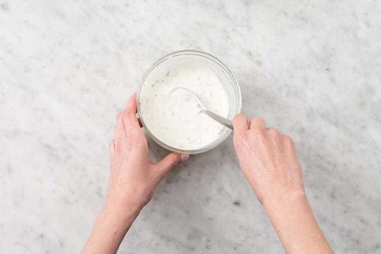 Make garlic yogurt sauce