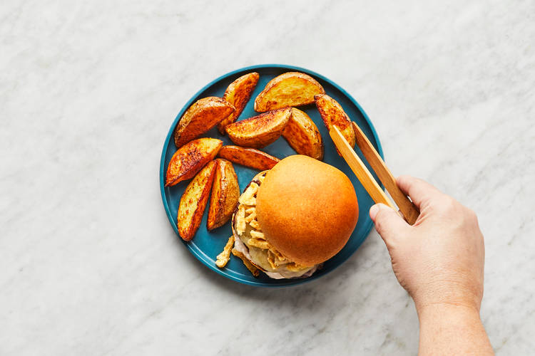 Toast Buns & Serve