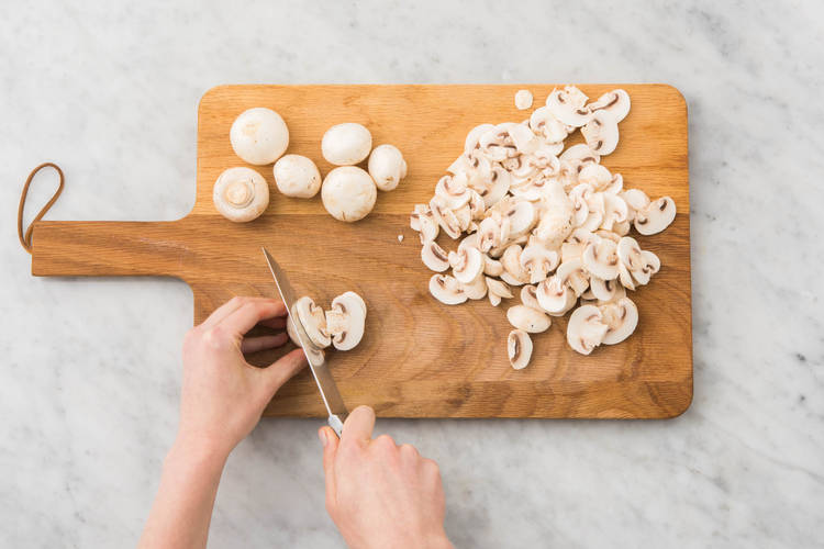 Couper les champignons