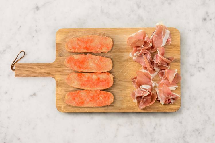 Préparer le "pan con tomate"