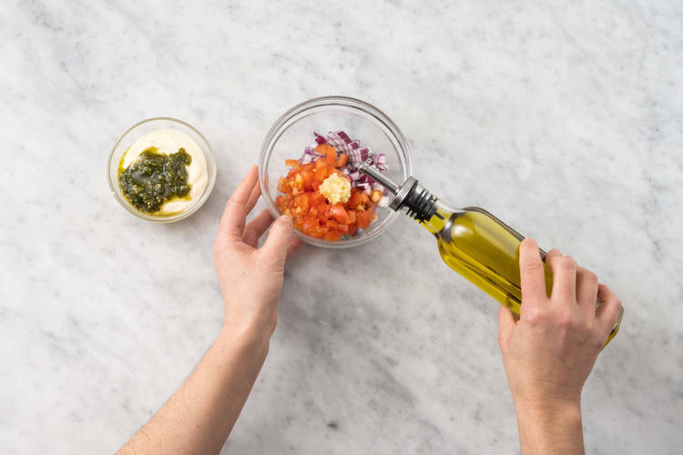 Bland tomatsalsa