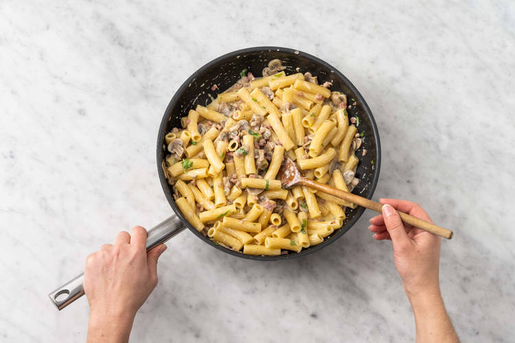 Bland carbonara