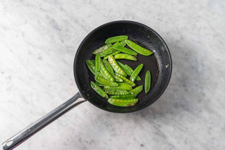 Faire cuire les pois sucrés