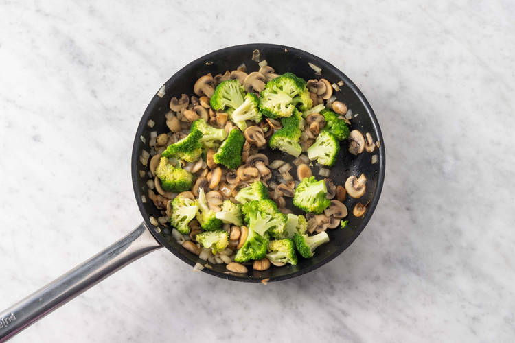 Tillsätt broccoli