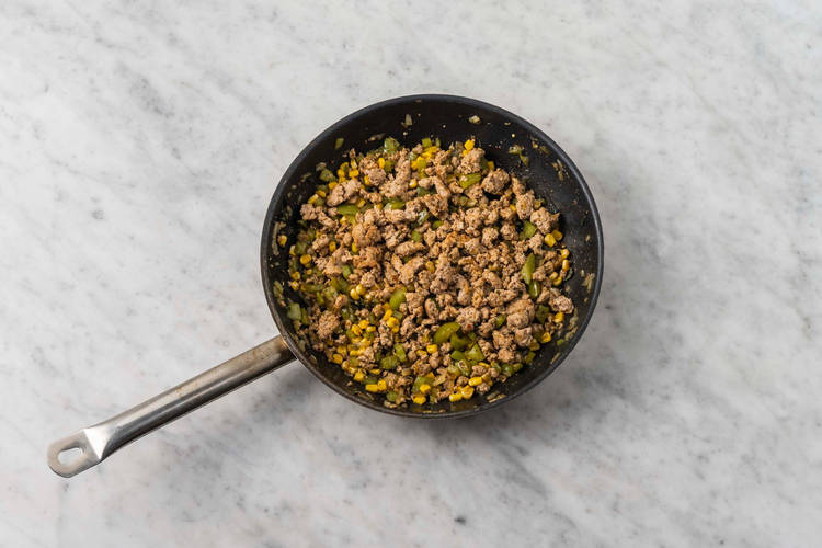 Terminer la garniture de tacos