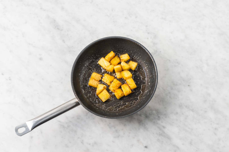 Caramelize pineapple
