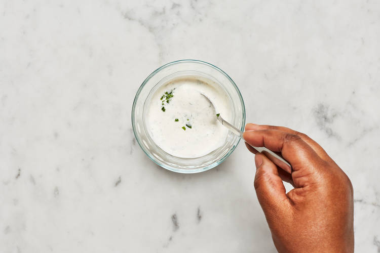 Make Parsley Crema
