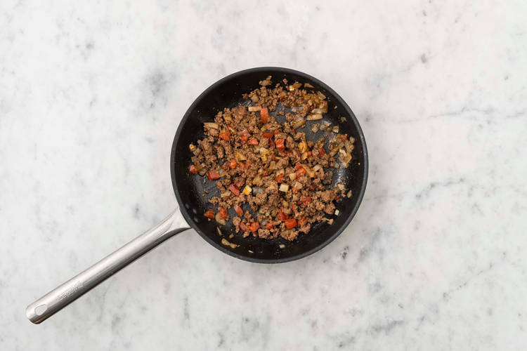 Préparer la garniture de bœuf