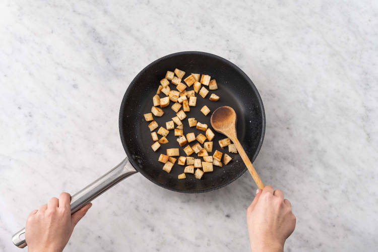 Make croutons