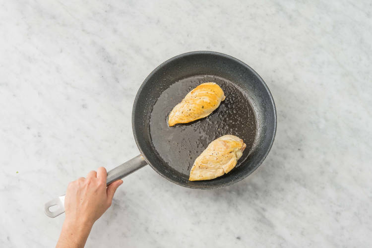 Pan-fry chicken