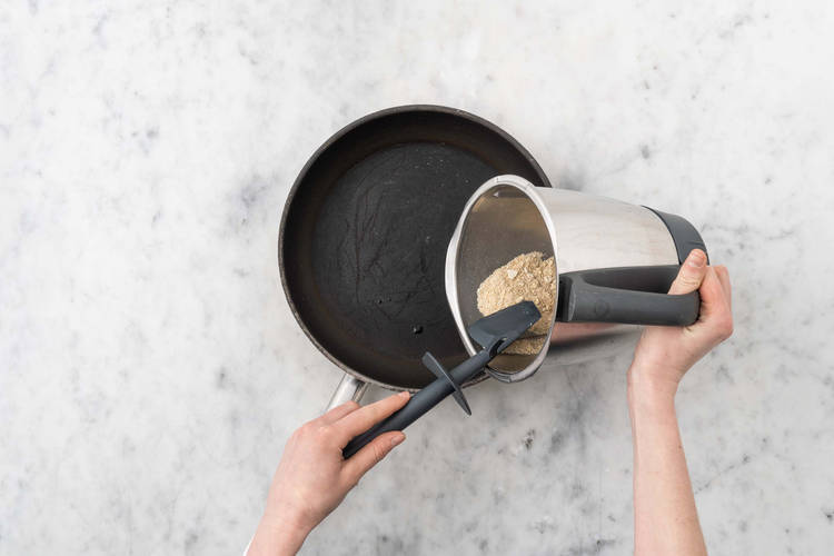 Für die Cashew-Semmelbrösel