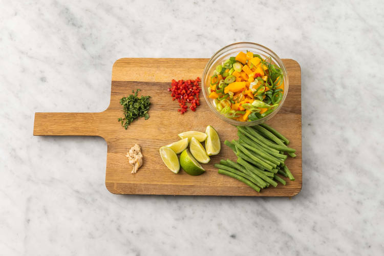Förbered mangosalsa