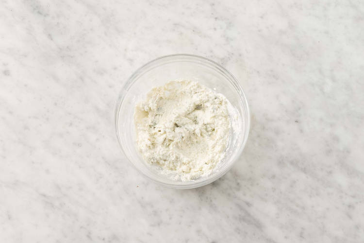 Preparare la crema di formaggi