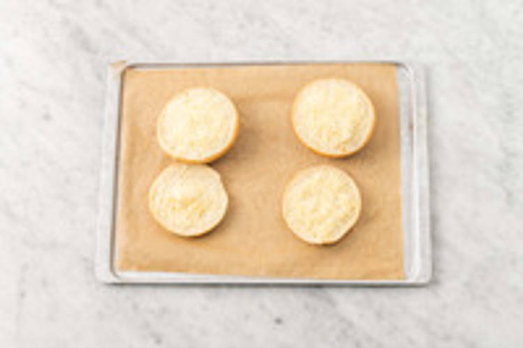 Tostare il pane con il formaggio