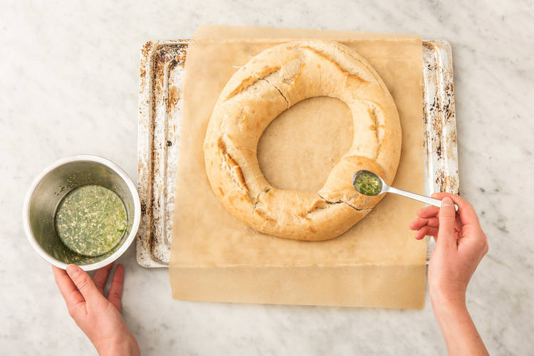 Ringbrot marinieren