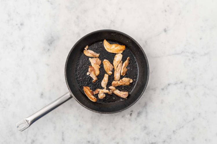 Cuire les lanières de poulet