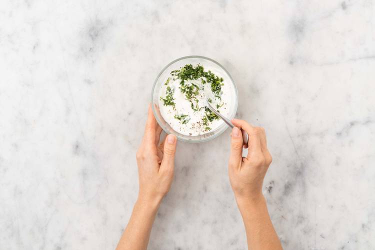 Mix the Yoghurt