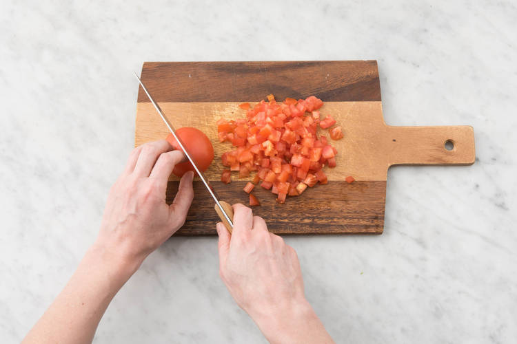 Tomatensalsa marinieren